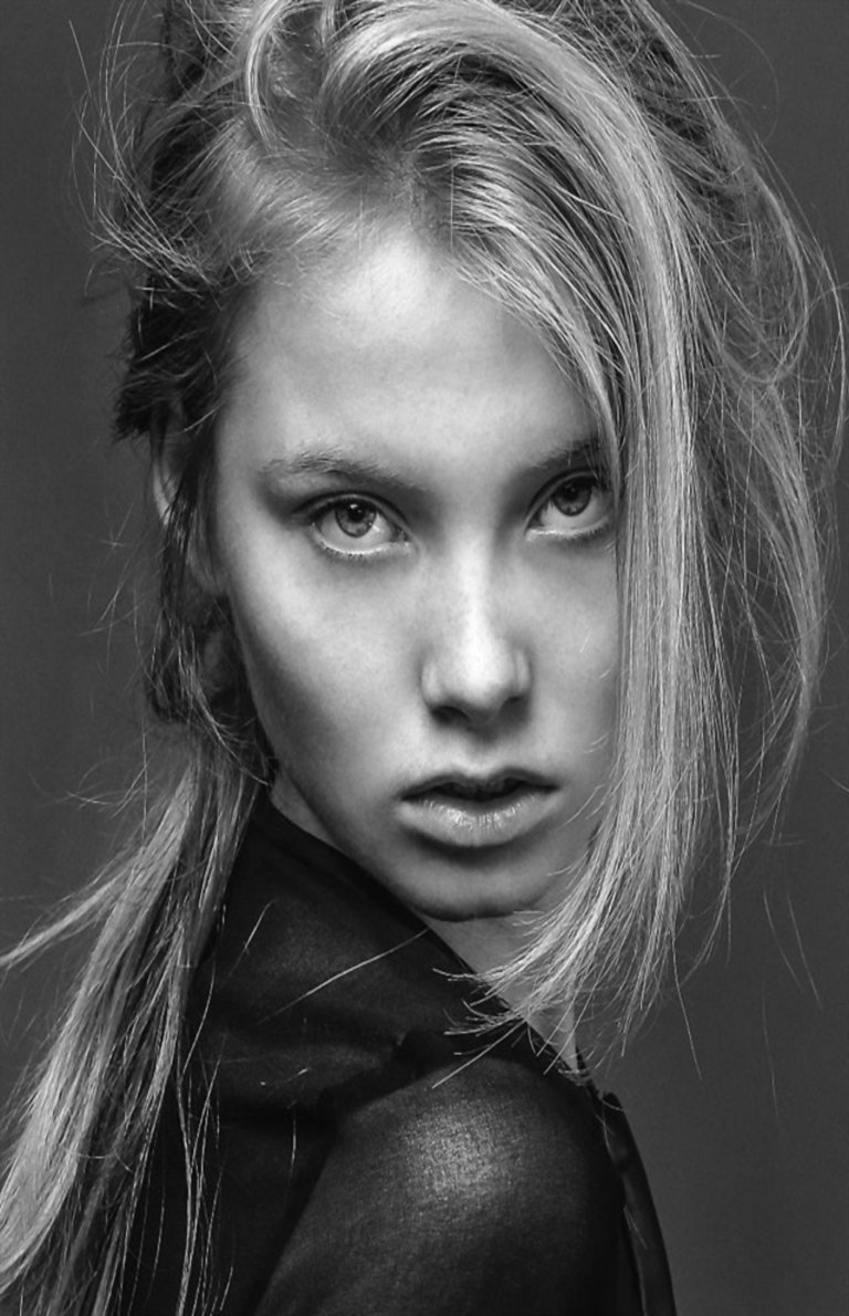 Katharina Wandrowsky – ModelsBornHot